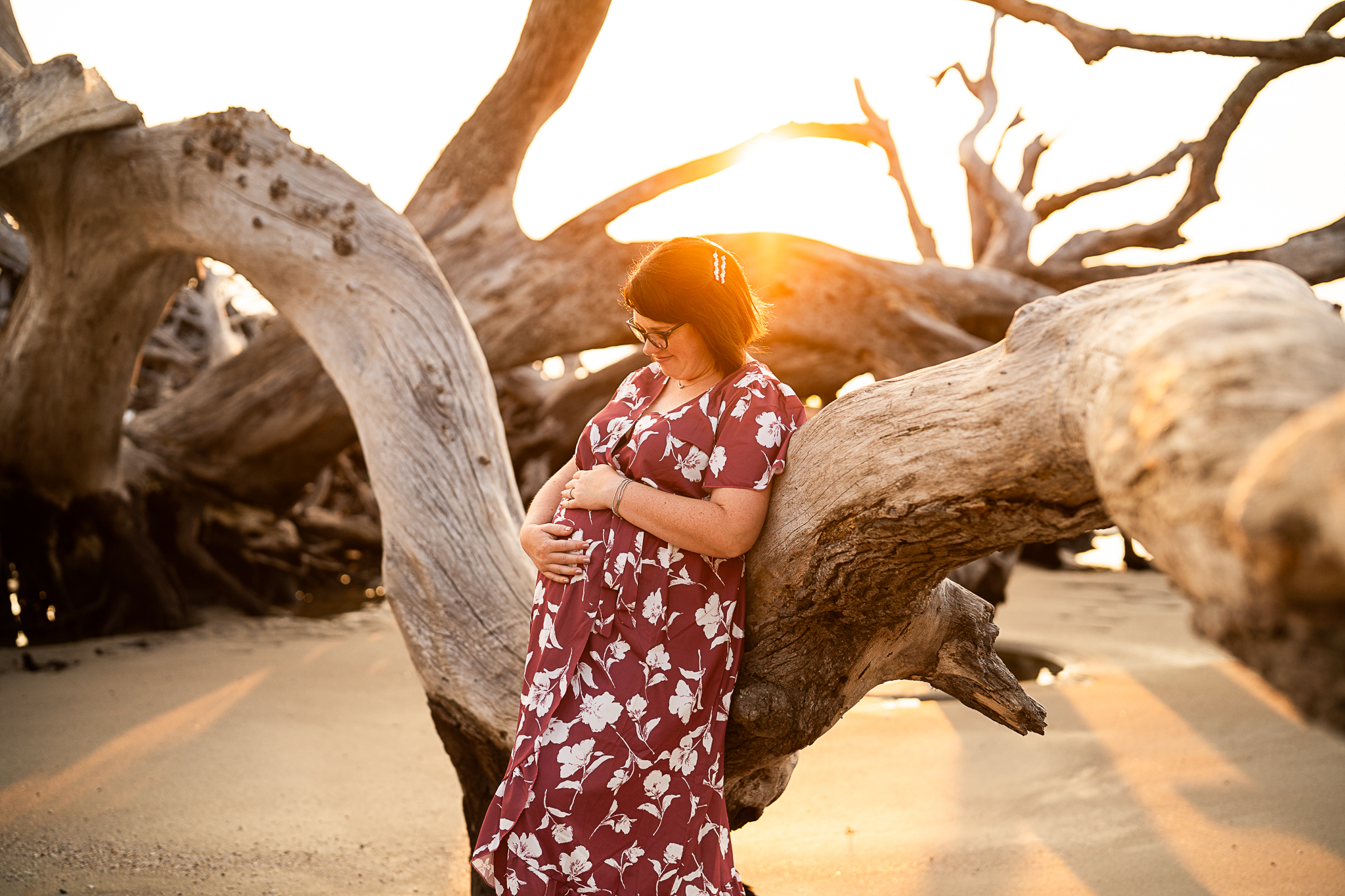 driftwood beach maternity photographer